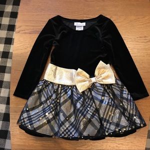 Black Velvet Dress ||Size 4T||